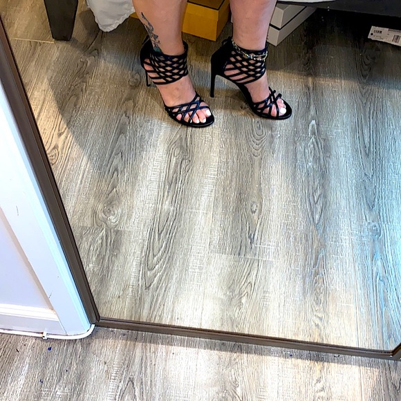 MOVING SALE Stuart Weizman black leather sexy heels - Picture 5 of 8